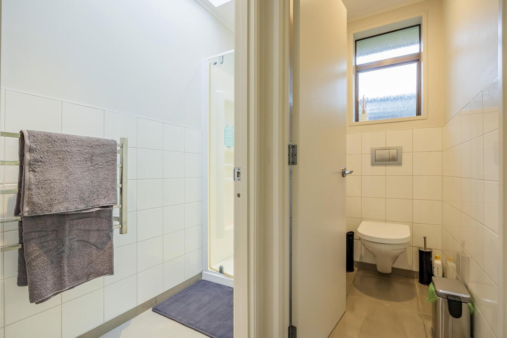 Entire House With Pool, Spa Auckland Exterior foto