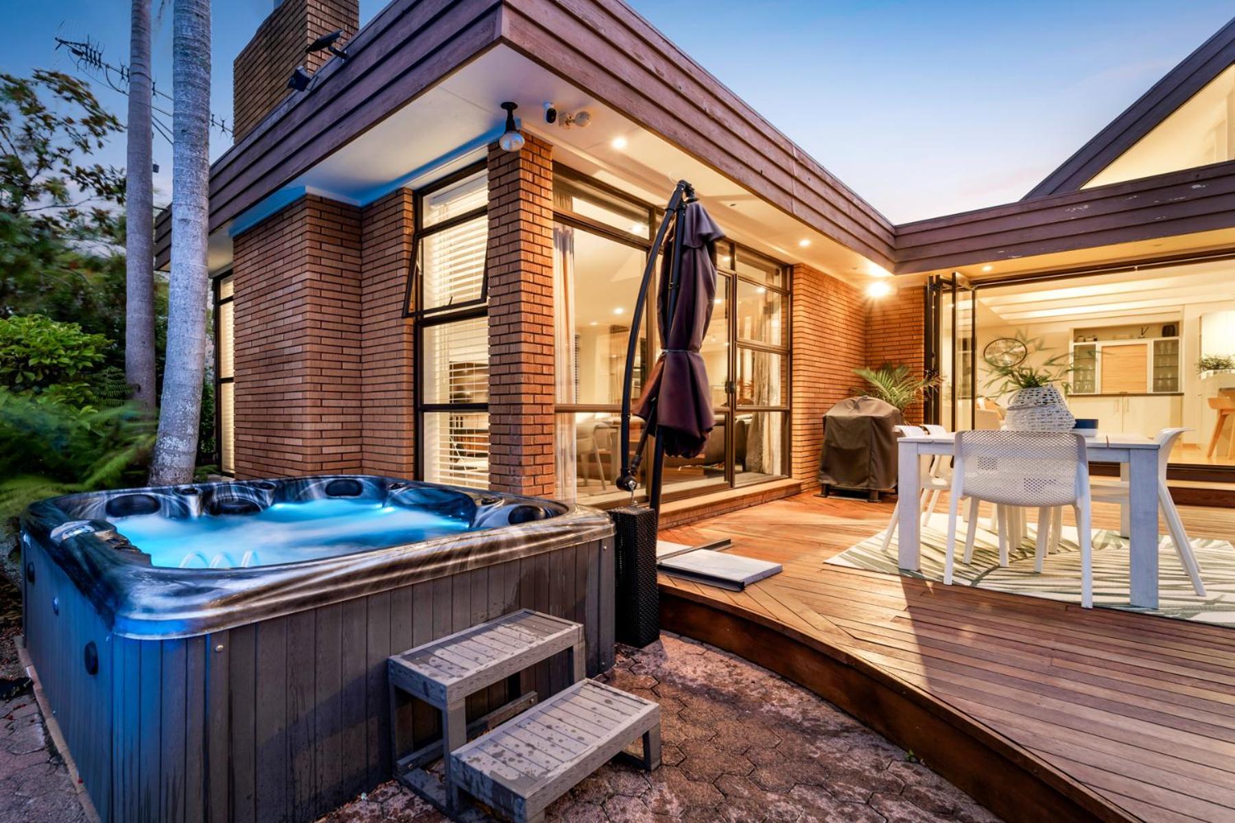 Entire House With Pool, Spa Auckland Exterior foto